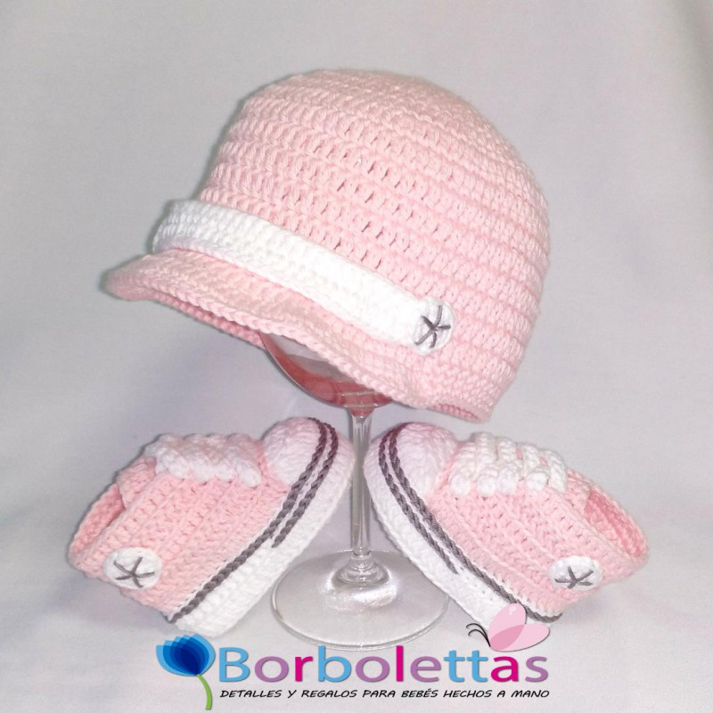 Conjunto de Gorrita y Zapatillas Deportivas Salmón