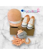 Conjuntos de Gorritos y patucos para bebé, hechos a mano